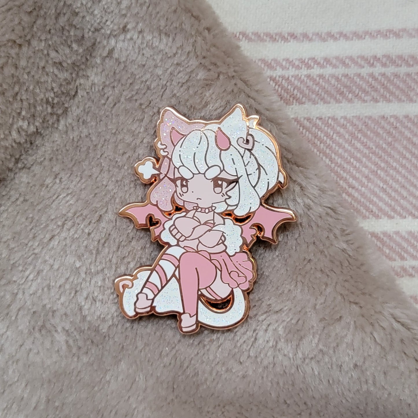 Gomilyn Collab Pin ~ Last chance