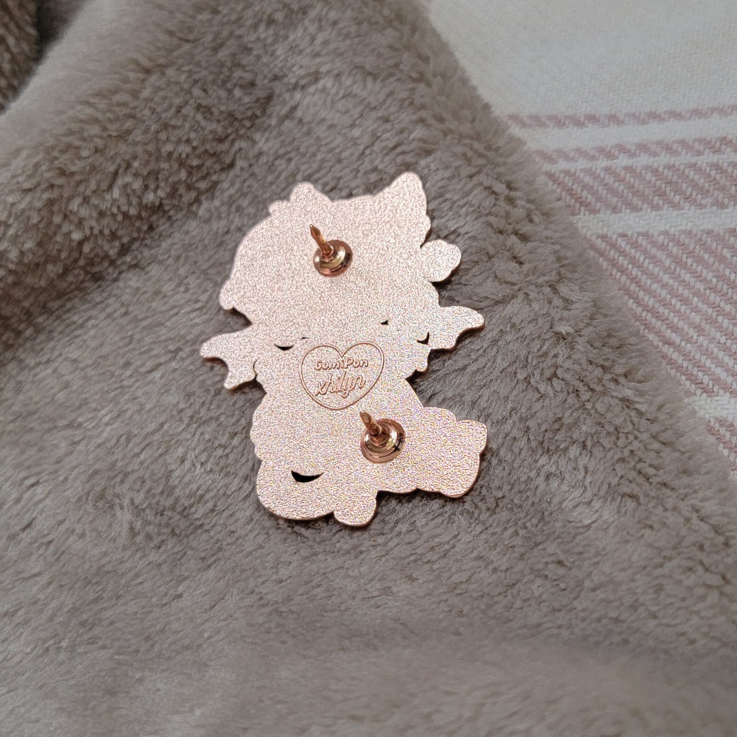 Gomilyn Collab Pin ~ Last chance