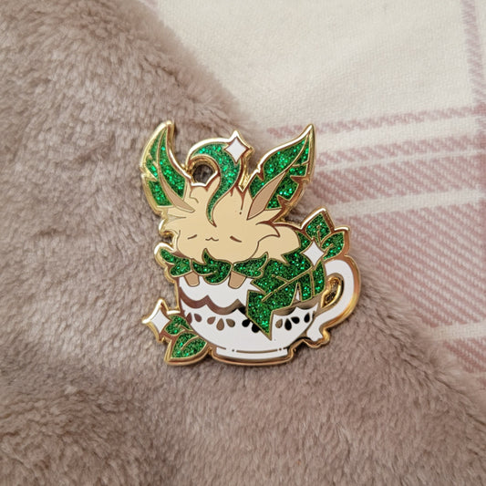 Teacup Leafeon Pin (miscolored glitter) ~ Last chance