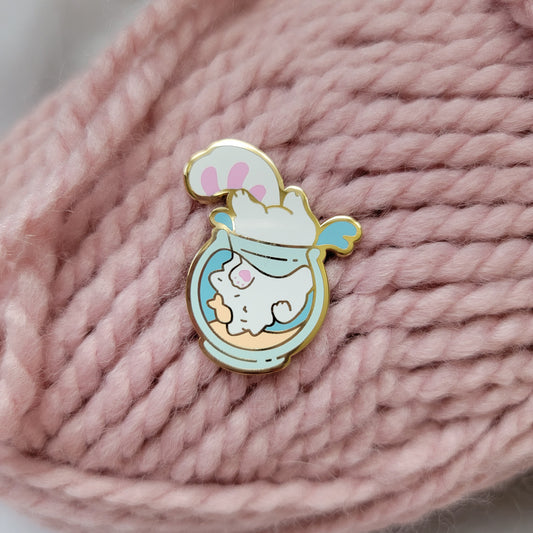 Fish Bowl Kitty Pin