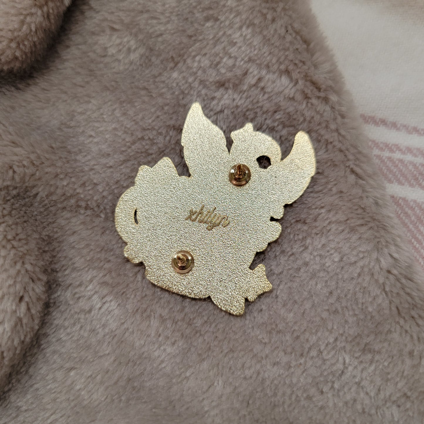 Teacup Leafeon Pin (miscolored glitter) ~ Last chance