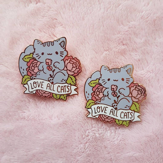 Love All Cats Pin ~ Last chance